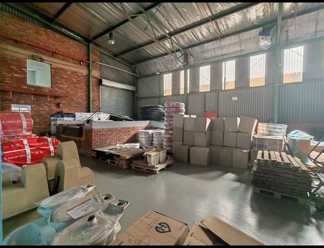 1,471M² WAREHOUSE TO LET IN PROSPECTON INDUSTRIAL